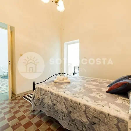 Borgo Flat - *