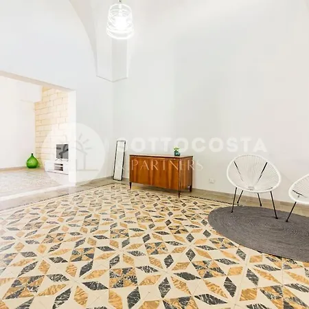 Borgo Flat - *