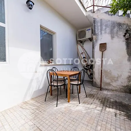 Borgo Flat - *