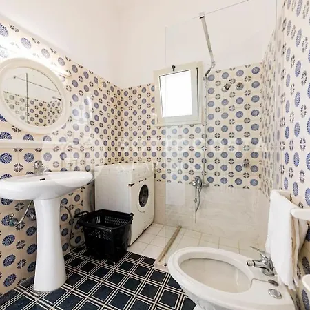 Apartmán Borgo Flat - *